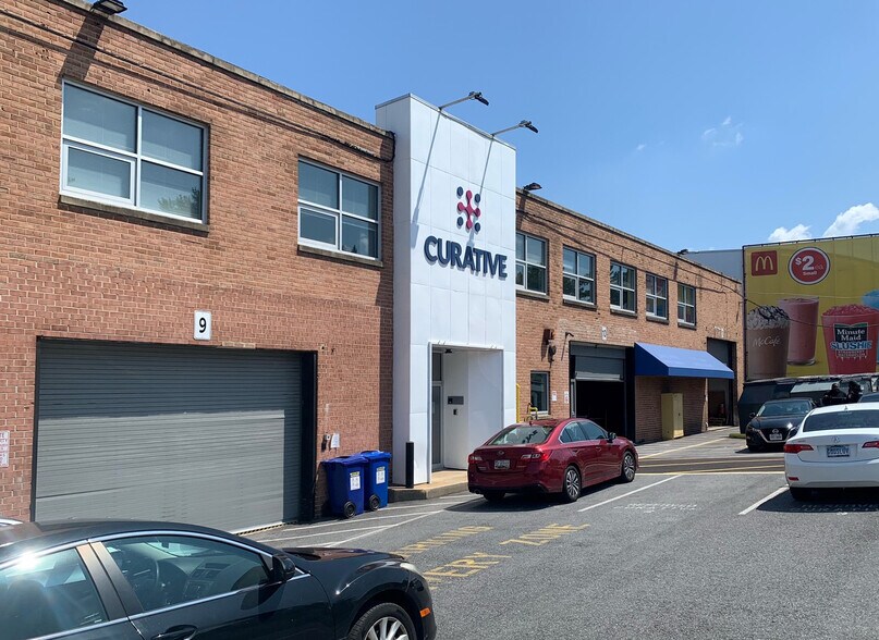 3300-3350 New York Ave NE, Washington, DC à louer - Photo du bâtiment - Image 3 de 15