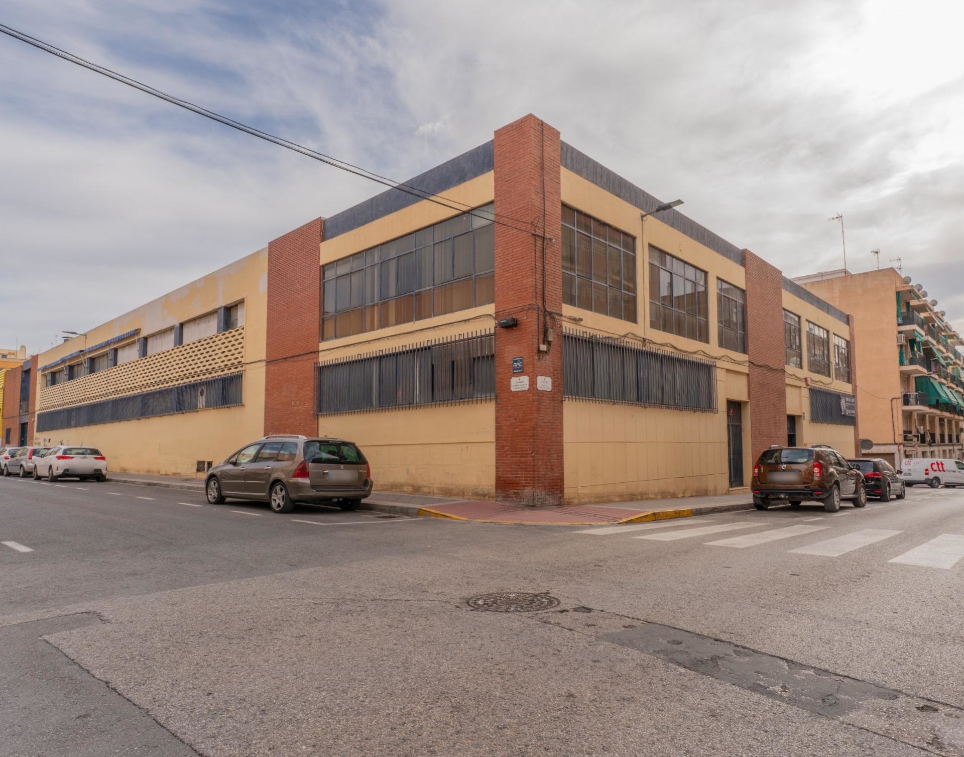 Industrial in Elche, Alicante for sale Interior Photo- Image 1 of 15
