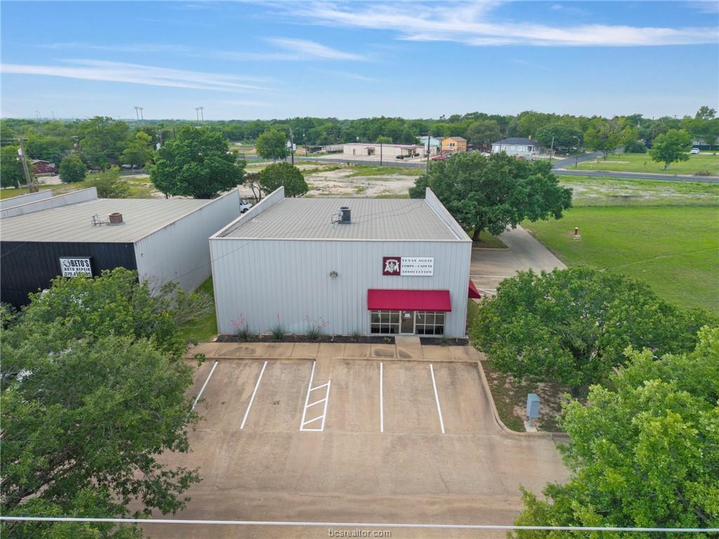1134 Finfeather Rd, Bryan, TX à vendre Photo principale- Image 1 de 10