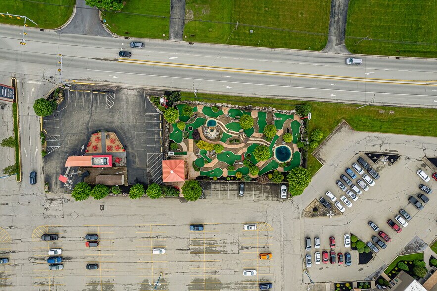 1548 Center Ave, Somerset, PA à louer - Photo du bâtiment - Image 3 de 5