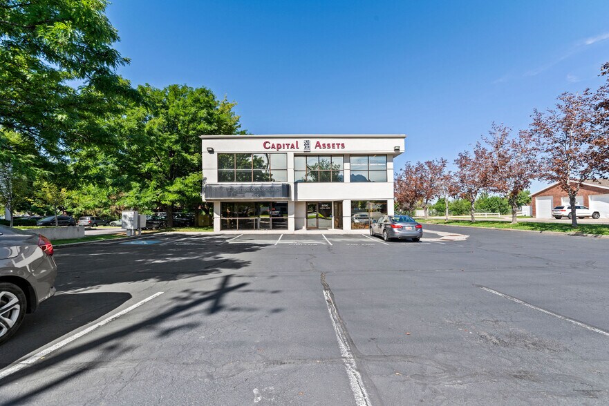 6000 Fashion Blvd, Salt Lake City, UT à louer - Photo du bâtiment - Image 2 de 3