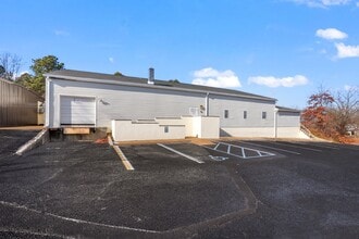 5007 Industrial Rd, Wall, NJ for lease Building Photo- Image 2 of 3