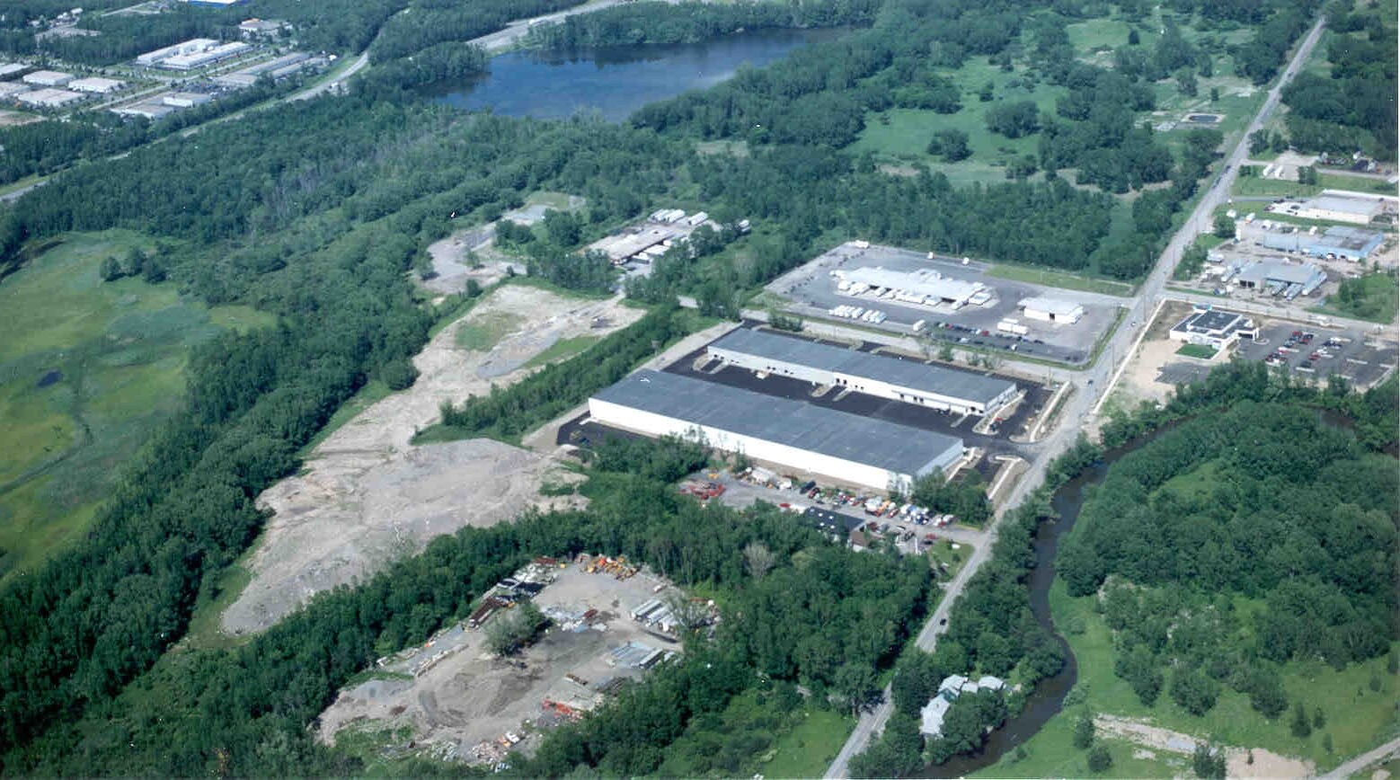 215 Scott Pl, Cheektowaga, NY à vendre Photo principale- Image 1 de 2