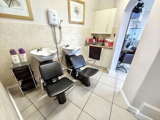 Plus de détails pour 69 North Rd W, Wingate - Commerce de détail à vendre