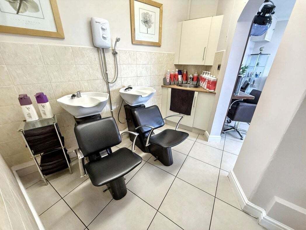 69 North Rd W, Wingate à vendre Photo intérieure- Image 1 de 9