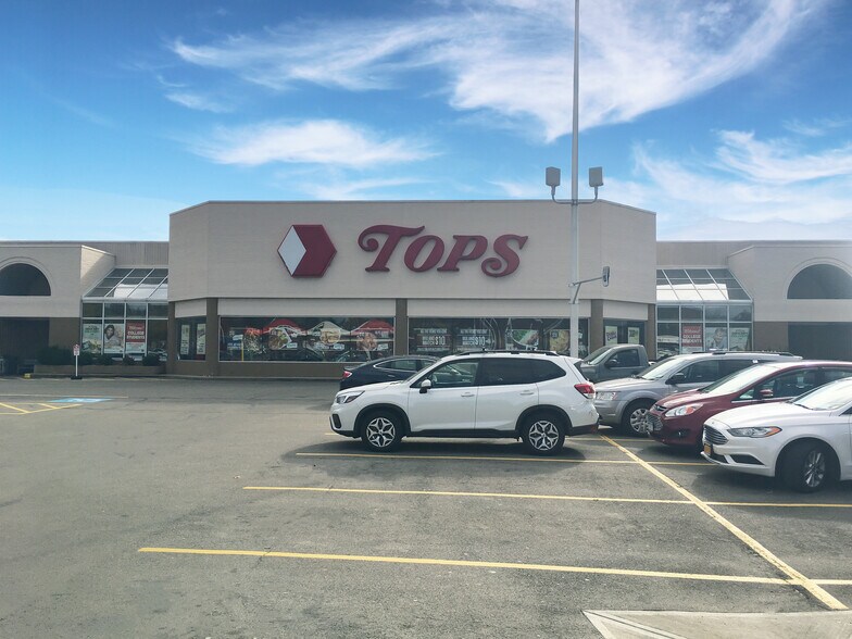 2401-2501 W State St, Olean, NY à louer - Photo du bâtiment - Image 3 de 3