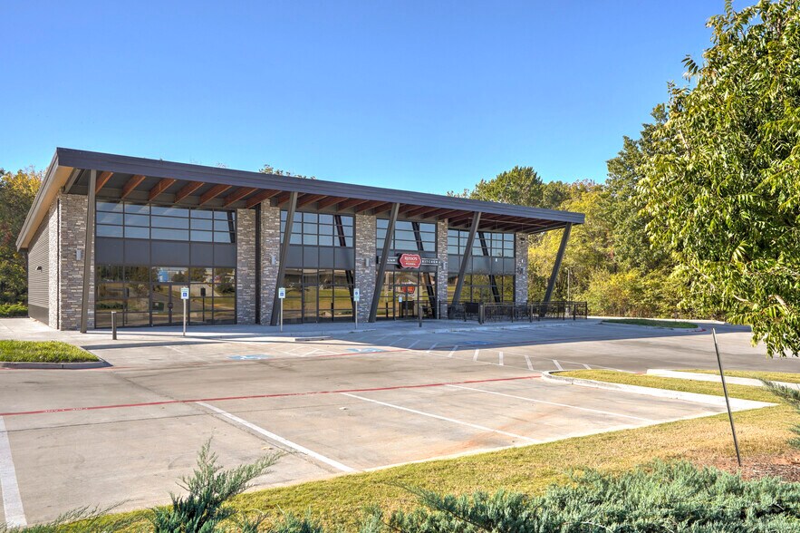771 W Tucson St, Broken Arrow, OK for lease - Building Photo - Image 1 of 6