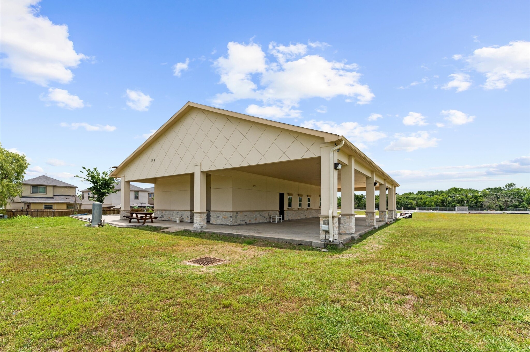 5155 Almeda Genoa Rd, Houston, TX for lease Building Photo- Image 1 of 15