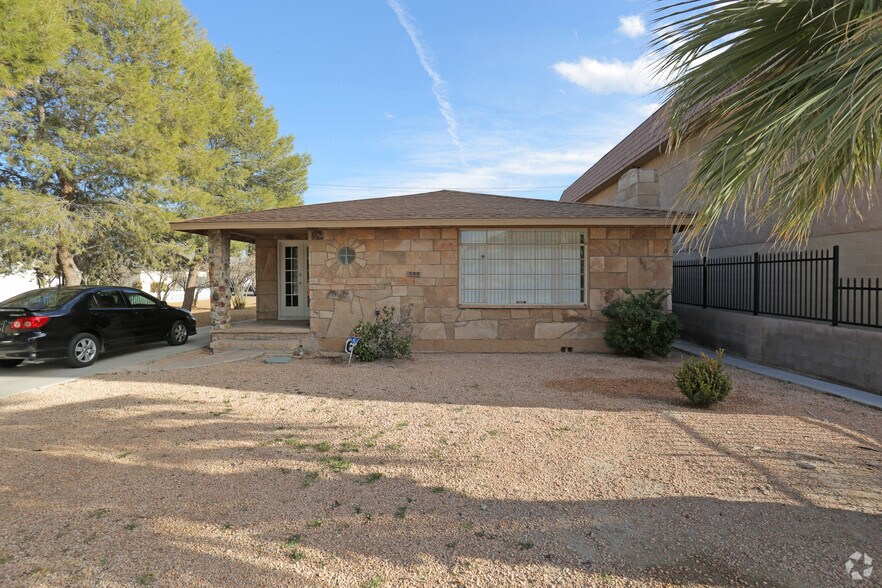 509 S 6th St, Las Vegas, NV à vendre - Photo du bâtiment - Image 3 de 30