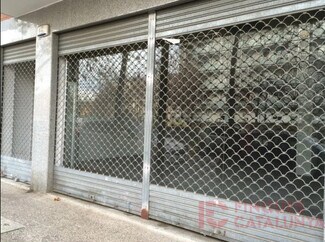 Plus de détails pour Multi-résidentiel à vendre