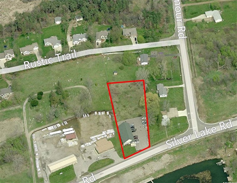 8266 Silver Lake Rd, Linden, MI for lease - Aerial - Image 2 of 4