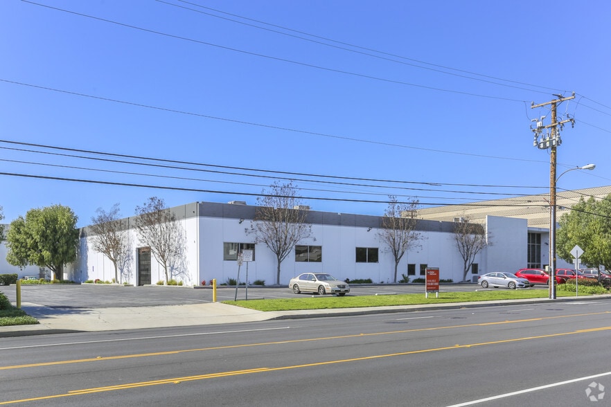 215 S Douglas St, El Segundo, CA for lease - Primary Photo - Image 1 of 3
