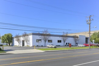 Plus de détails pour 215 S Douglas St, El Segundo, CA - Industriel à louer
