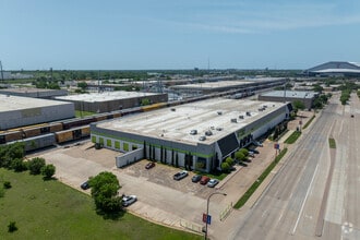 2200-2202 E Randol Mill Rd, Arlington, TX - AERIAL  map view