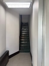 10719 71st Ave, Forest Hills, NY for lease Interior Photo- Image 1 of 11