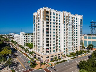 Plus de détails pour 855 Central Ave, Saint Petersburg, FL - Commerce de détail à louer
