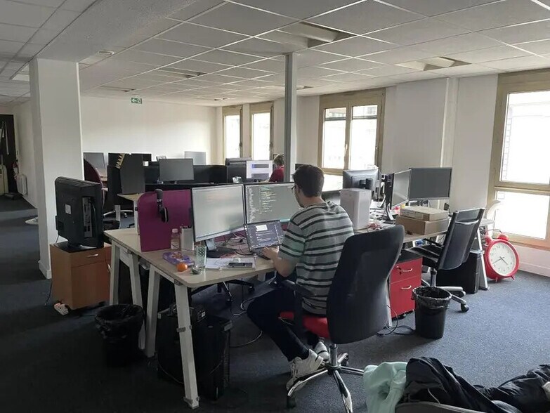 2 Rue Crucy, Nantes à vendre - Photo du bâtiment - Image 2 de 5