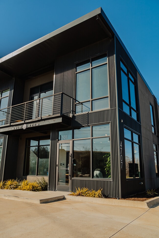 More details for 4707 Algiers St, Dallas, TX - Office for Sale