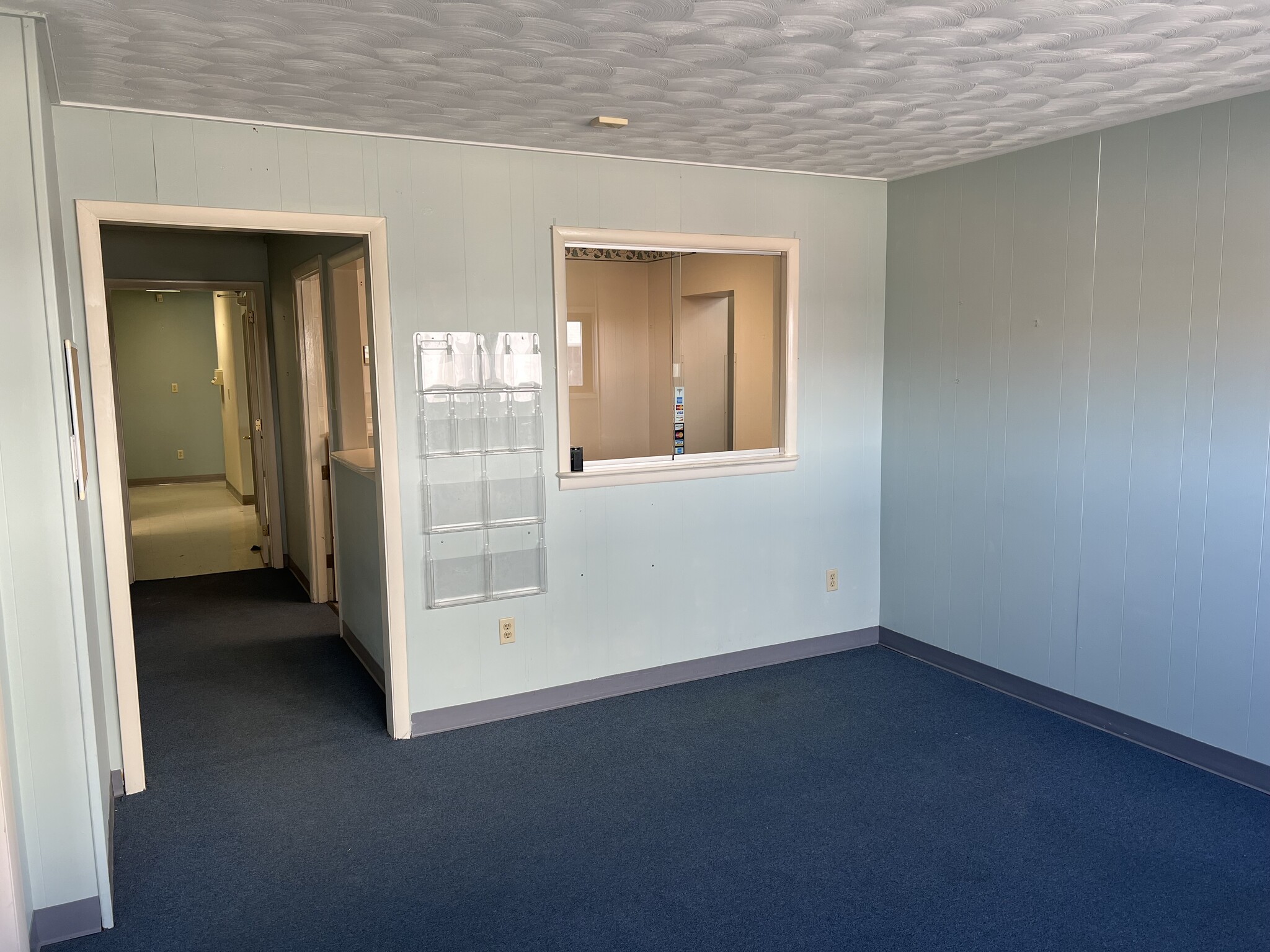 2000 Dudley Ave, Parkersburg, WV for sale Interior Photo- Image 1 of 13