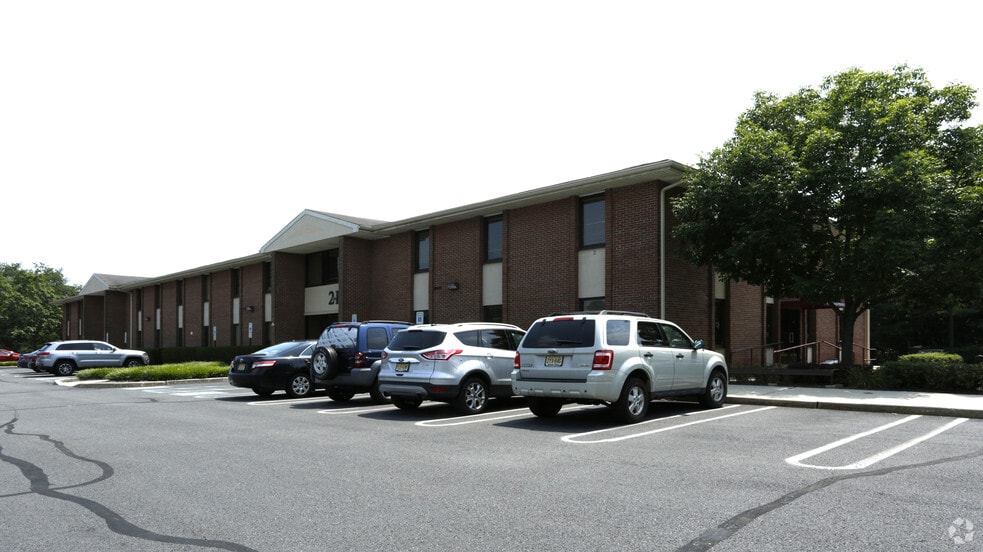 196 Princeton Hightstown Rd, West Windsor, NJ for lease - Building Photo - Image 3 of 3