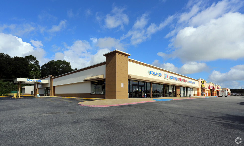 260-300 Azalea Rd, Mobile, AL for sale - Primary Photo - Image 1 of 1