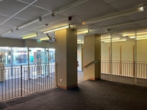 6 Caroline St, Bridgend à louer Photo intérieure- Image 2 de 2