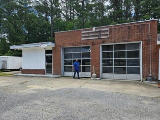 More details for 702 US Highway 158 W, Gates, NC - Retail for Sale