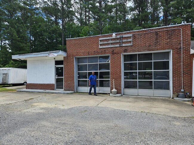 Plus de détails pour 702 US Highway 158 W, Gates, NC - Commerce de détail à vendre