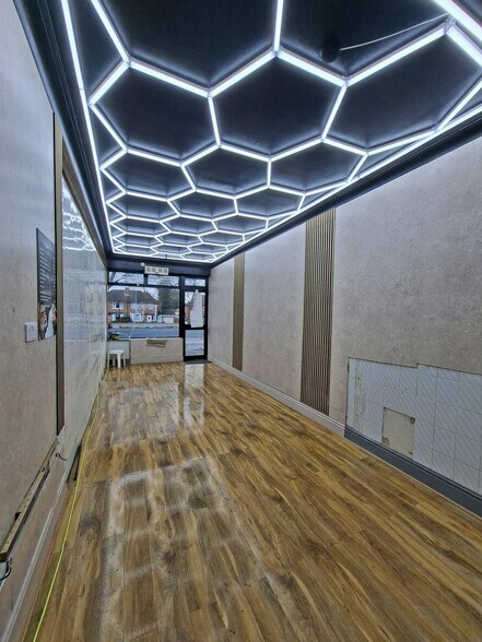 228A Thorne Rd, Doncaster à louer - Photo du bâtiment - Image 2 de 6