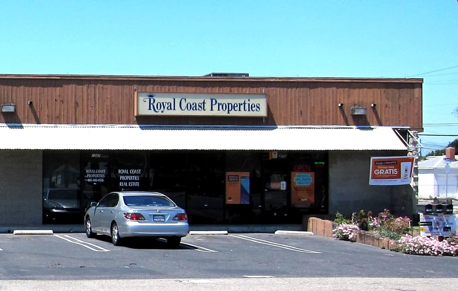 1361-1367 Saviers Rd, Oxnard, CA à louer Photo du bâtiment- Image 1 de 12