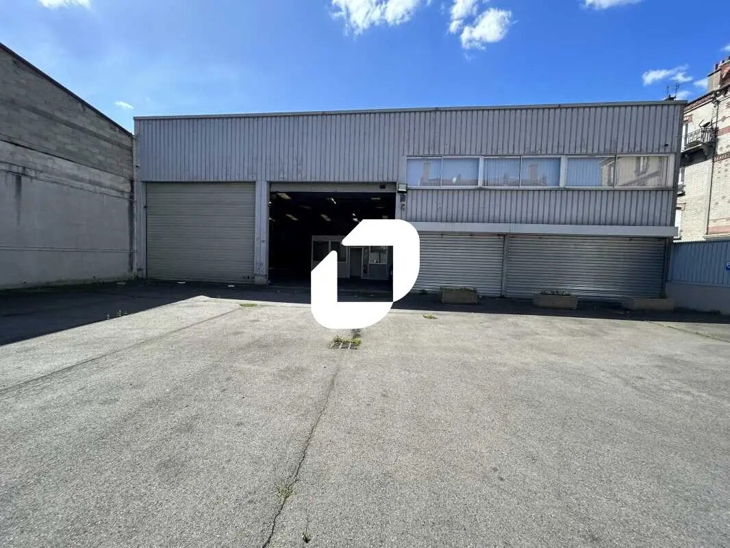 Office in Aubervilliers for lease Building Photo- Image 1 of 12