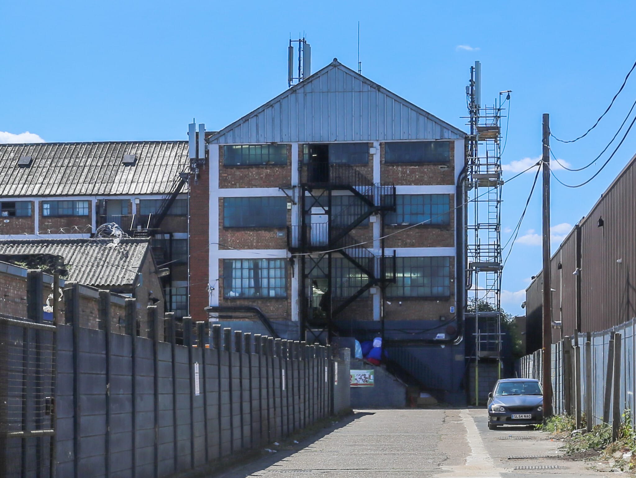 41 West Rd, London for sale Primary Photo- Image 1 of 4