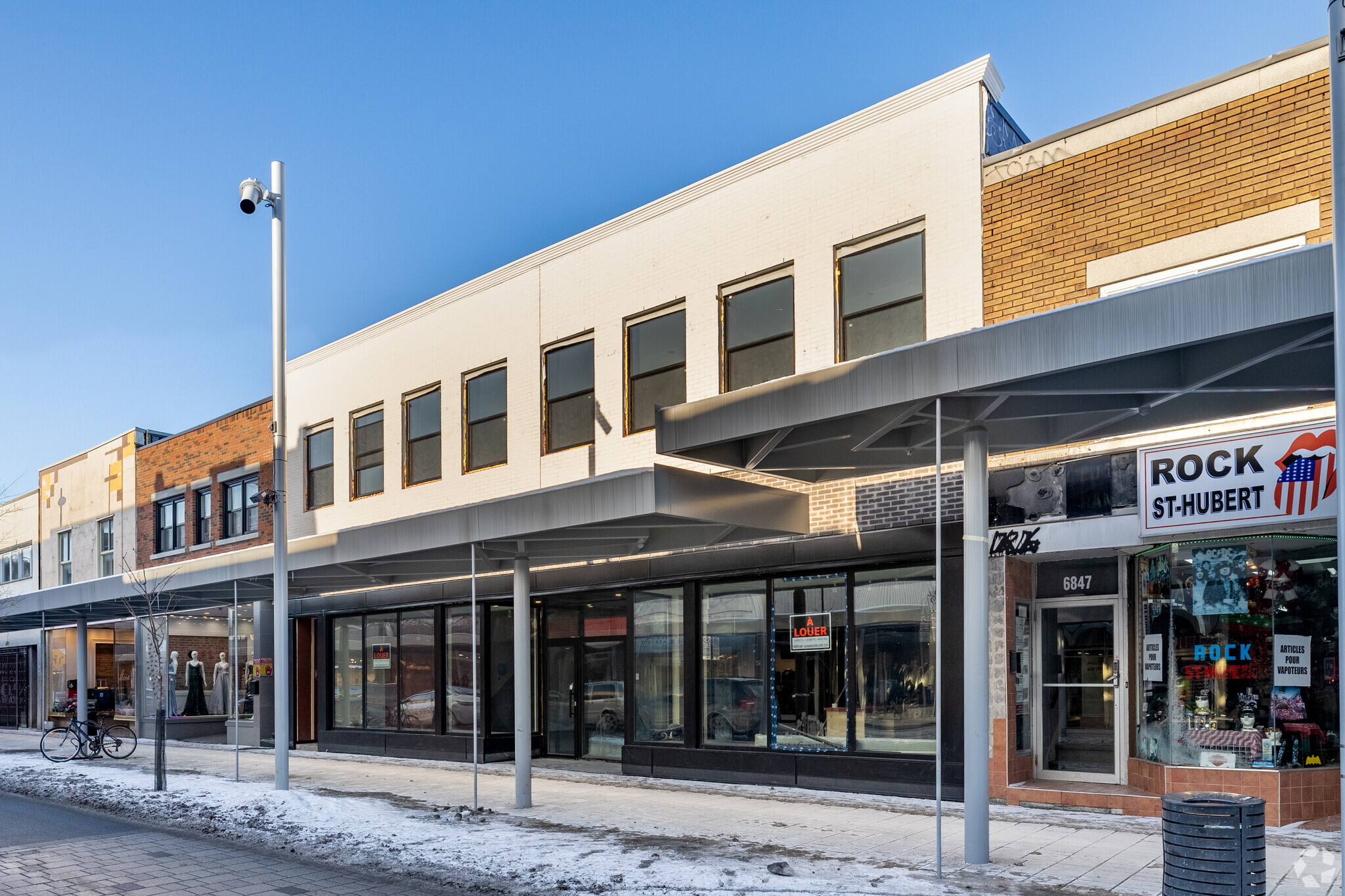 6853 St Saint-Hubert, Montréal, QC for lease Primary Photo- Image 1 of 5