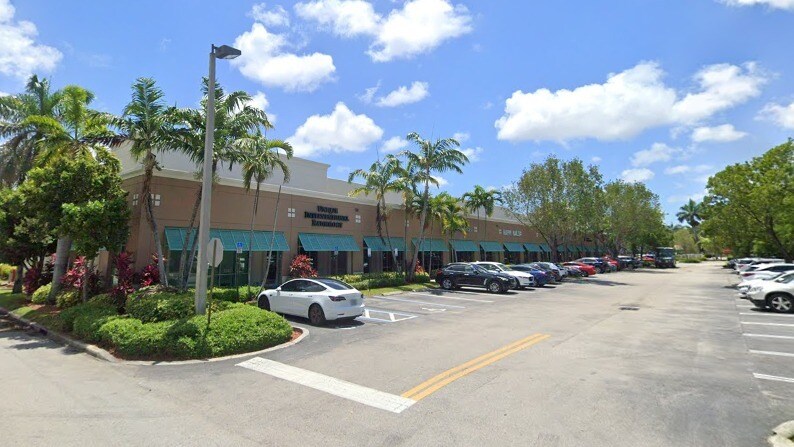 2201-2283 SW 2nd St, Pompano Beach, FL à louer Photo principale- Image 1 de 2