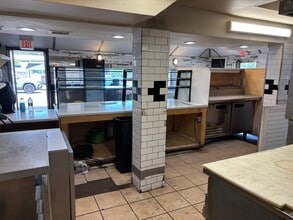 20 County Road 39, Southampton, NY for lease Interior Photo- Image 2 of 2