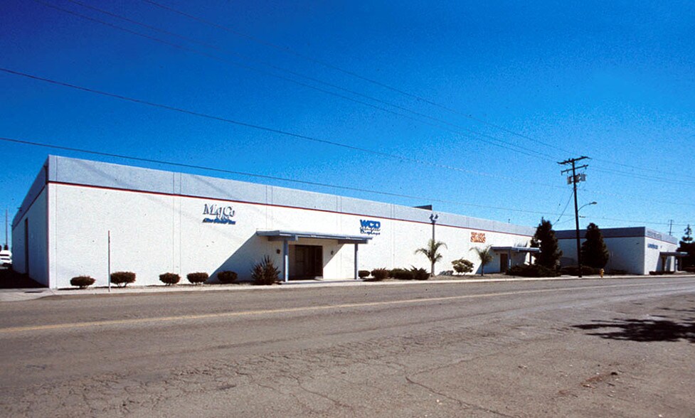 1000-1020 Commercial Ave, Oxnard, CA à louer - Photo du bâtiment - Image 2 de 9