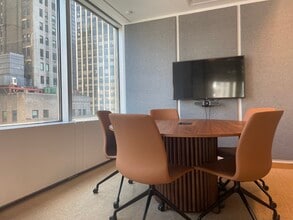 12 E 49th St, New York, NY for lease Interior Photo- Image 2 of 4
