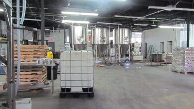 173 B Norfolk Ave, Boston, MA for lease Interior Photo- Image 2 of 10