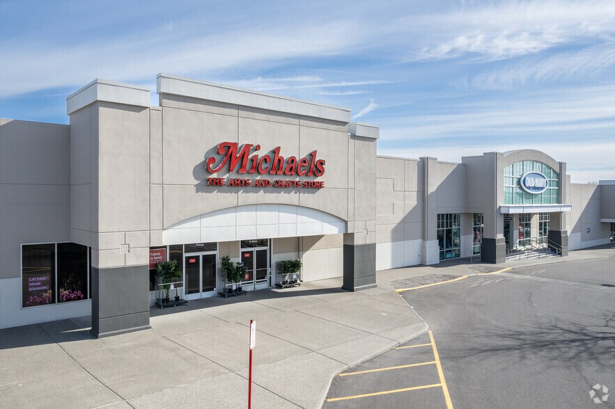 17960-18200 NW Evergreen Pky, Beaverton, OR à louer - Photo du bâtiment - Image 2 de 23