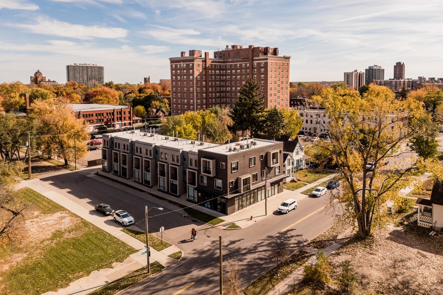 1462 Van Dyke St, Detroit, MI à louer - Photo du bâtiment - Image 3 de 3