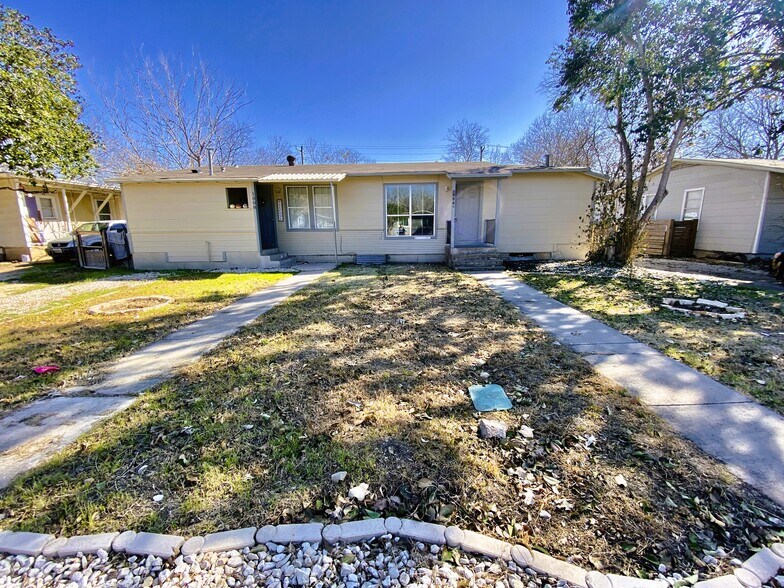 1006-1008 Haynes St, San Marcos, TX for sale - Primary Photo - Image 1 of 12