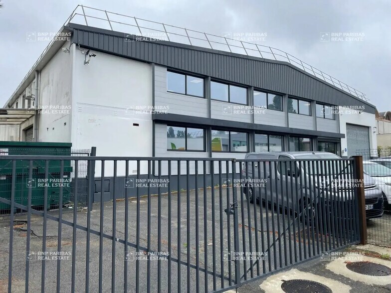 Flex dans Morangis à louer - Photo du bâtiment - Image 3 de 10