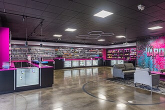 6591 Bristol Hwy, Piney Flats, TN à louer Photo intérieure- Image 1 de 5