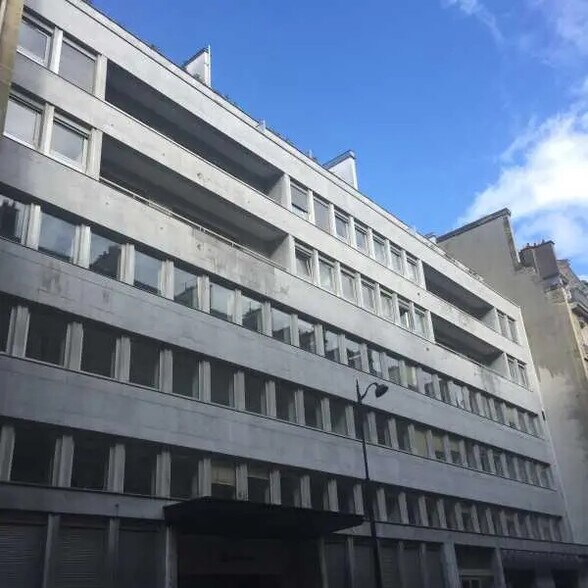 29 Rue Cardinet, Paris à louer - Photo du bâtiment - Image 1 de 1