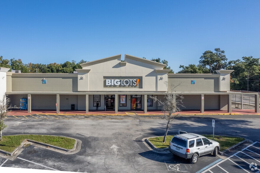701-825 Orange Blossom Trl, Apopka, FL for lease - Primary Photo - Image 1 of 9