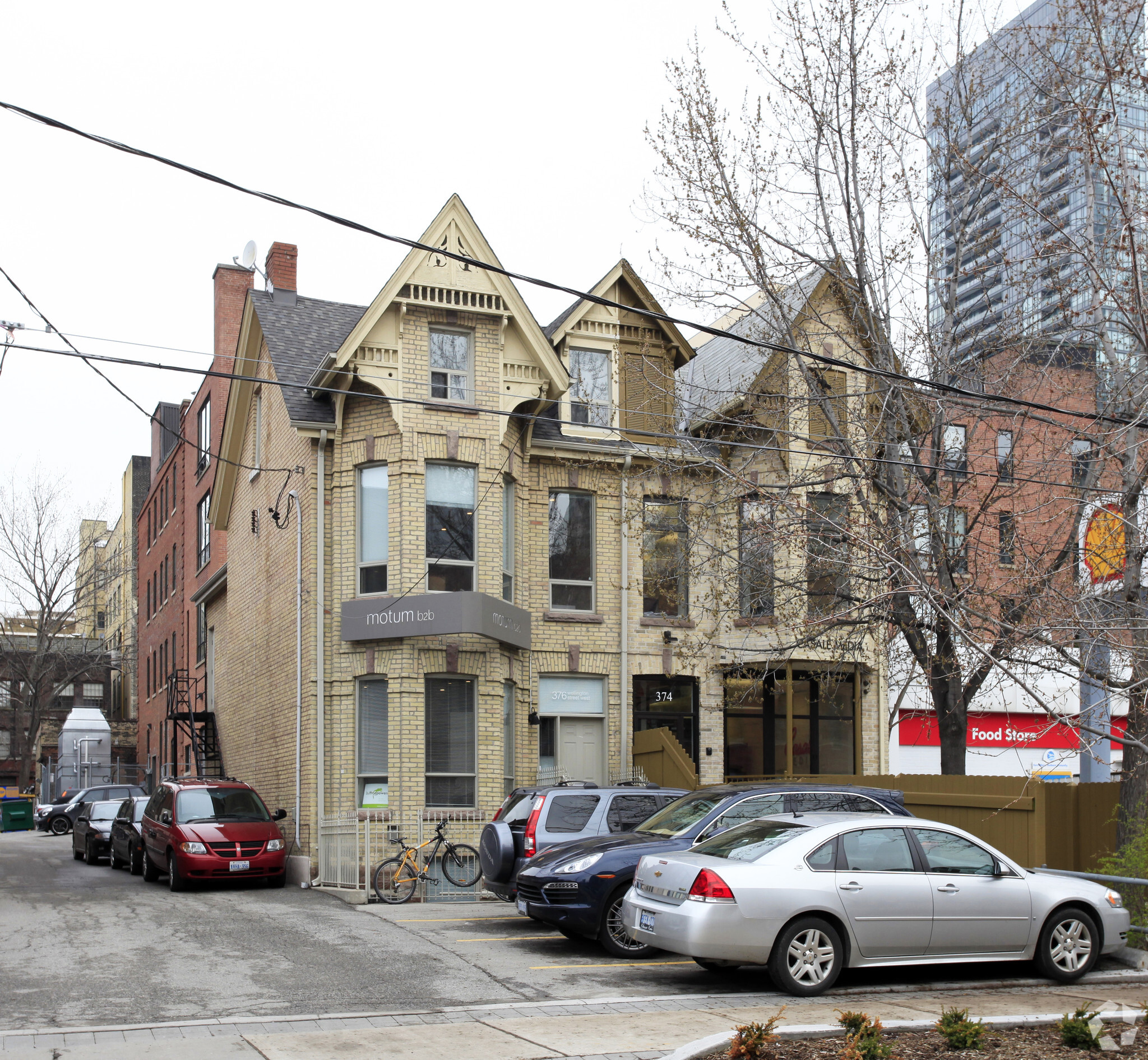 376 Wellington St W, Toronto, ON for lease Primary Photo- Image 1 of 4