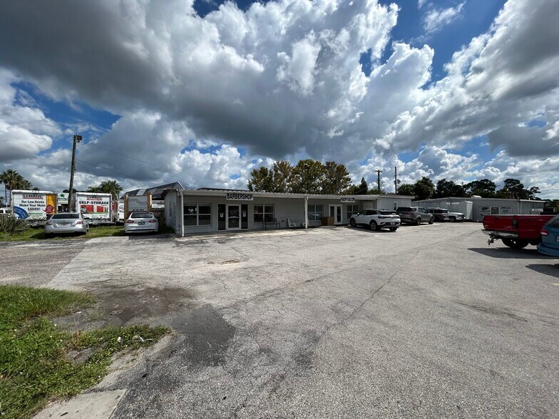 8545 N Orlando Ave, Maitland, FL à vendre - Photo du bâtiment - Image 2 de 7