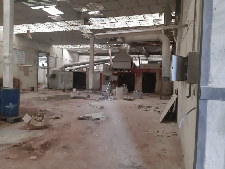 Industrial in Laviana, Asturias for sale - Interior Photo - Image 2 of 12