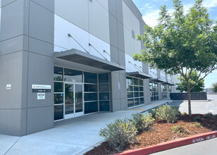 8670 Fruitridge Rd, Sacramento, CA for lease Building Photo- Image 1 of 3