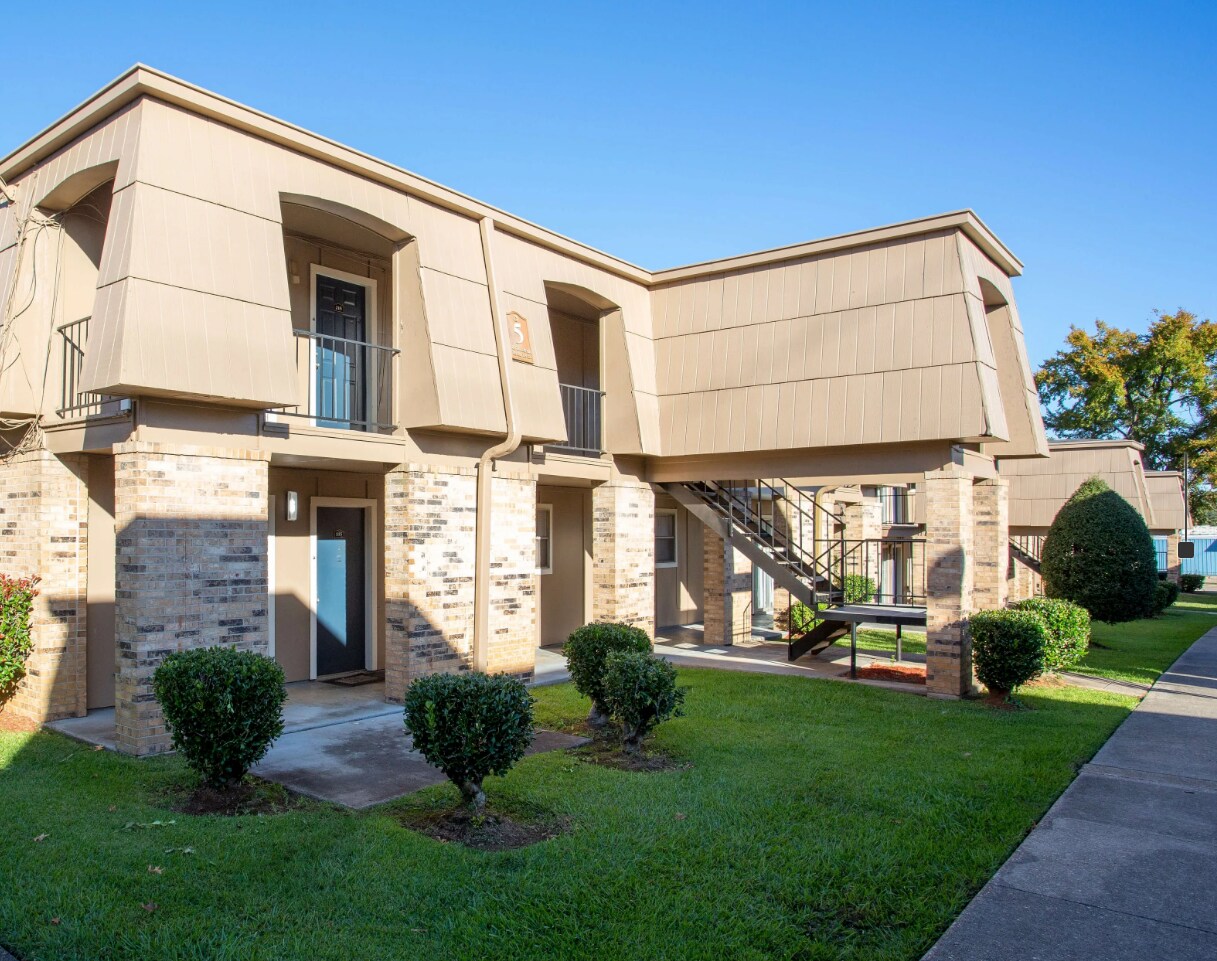 Shreveport Pair portefeuille de 2 propriétés à vendre sur LoopNet.ca Photo du bâtiment- Image 1 de 7
